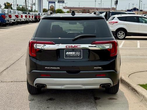 2020 GMC Acadia SLT