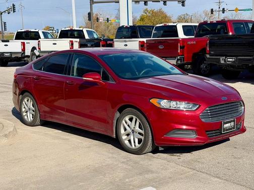 2015 Ford Fusion SE