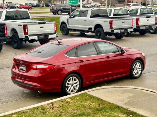 2015 Ford Fusion SE