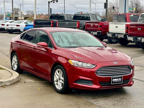 2015 Ford Fusion SE
