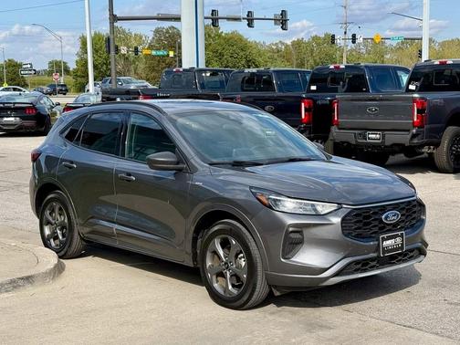 2023 Ford Escape ST-Line