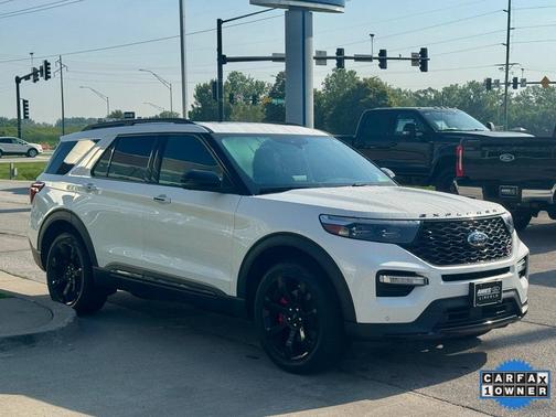 2023 Ford Explorer ST