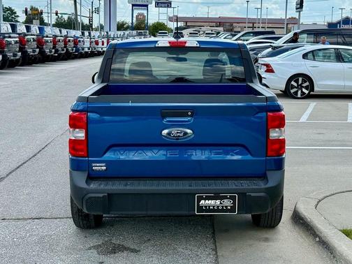 2024 Ford Maverick XL