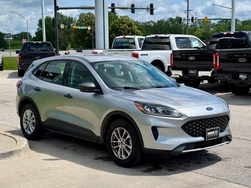 2022 Ford Escape S