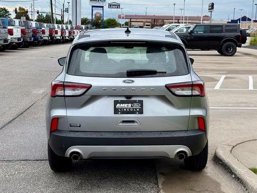 2022 Ford Escape S