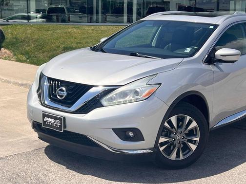 Brilliant Silver Metallic 2017 Nissan Murano SL