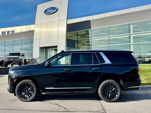 2021 Cadillac Escalade Premium Luxury