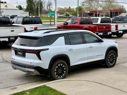 Polar White 2026 Chevrolet Traverse Z71