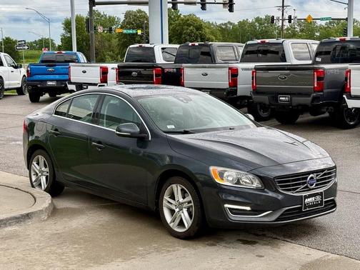 2015 Volvo S60 T5 Premier