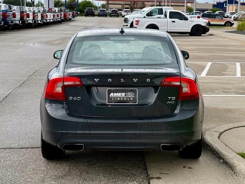 2015 Volvo S60 T5 Premier