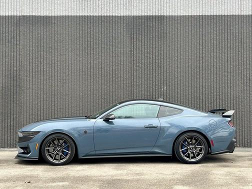 2024 Ford Mustang Dark Horse