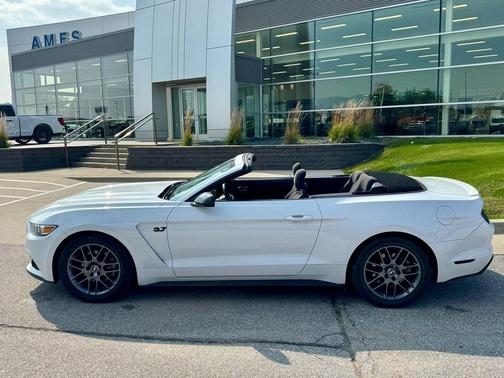 2015 Ford Mustang V6