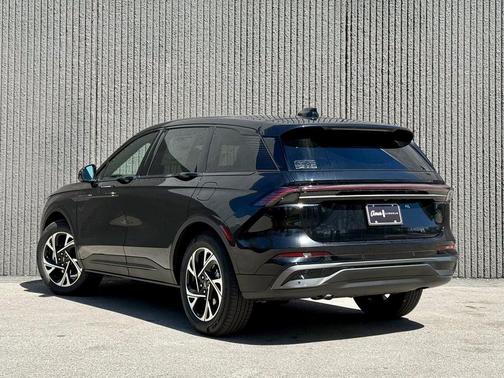 2025 Lincoln Nautilus Premiere