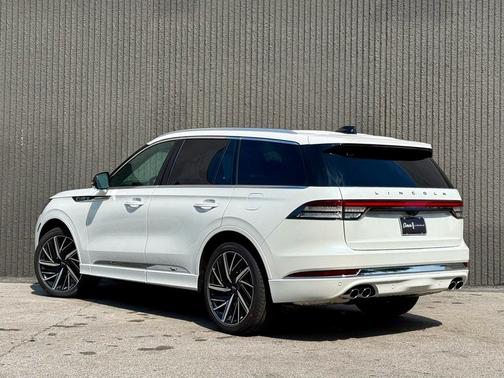 2025 Lincoln Aviator Black Label AWD
