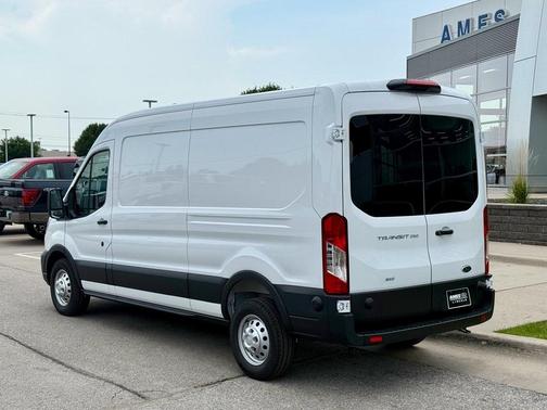 2025 Ford Transit-250 148 WB Medium Roof Cargo