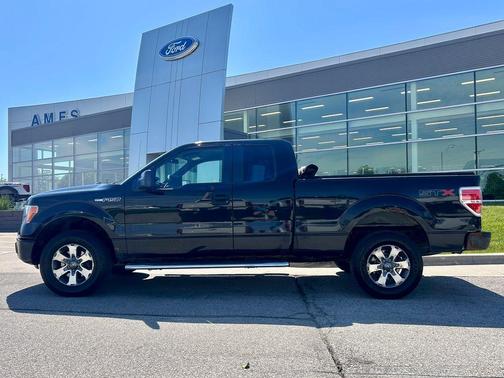 Tuxedo Black Metallic 2013 Ford F-150 STX