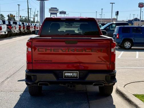 2021 Chevrolet Silverado 1500 Custom Trail Boss