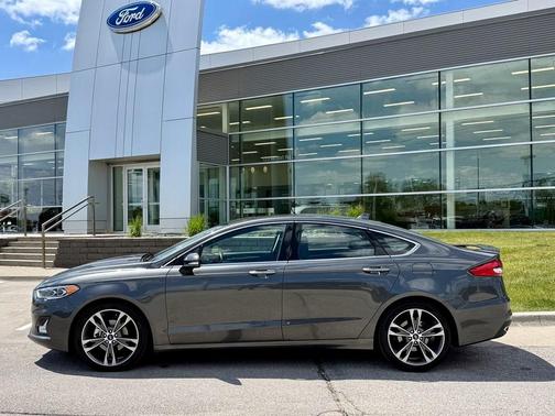 2020 Ford Fusion Titanium