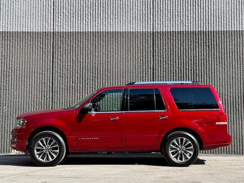 2016 Lincoln Navigator Select
