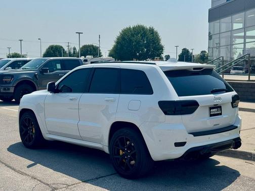 2021 Jeep Grand Cherokee Trackhawk