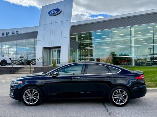 2020 Ford Fusion Hybrid Titanium