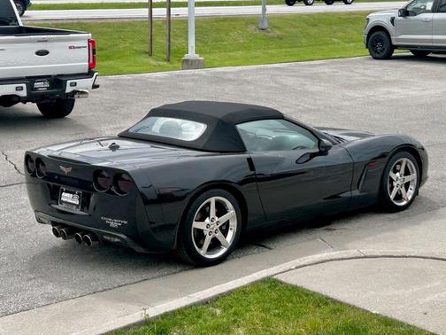 Smokin Asphalt 2005 Chevrolet Corvette