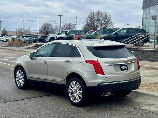 2017 Cadillac XT5 Premium Luxury