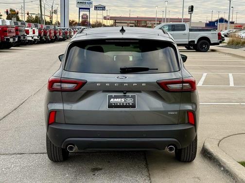 2026 Ford Escape ST-Line Select