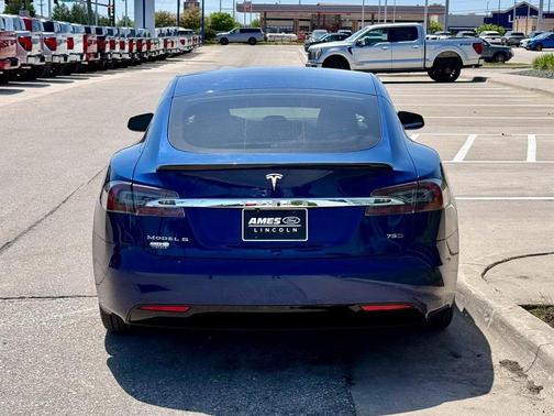 2017 Tesla Model S 75D