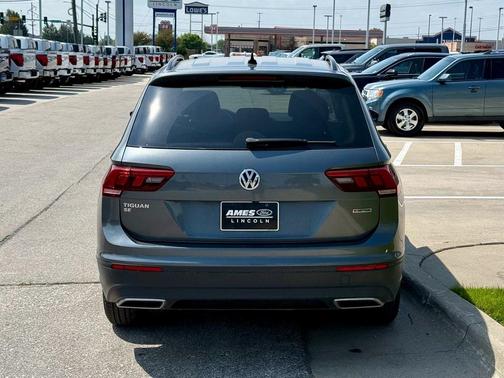 2019 Volkswagen Tiguan 2.0T SE