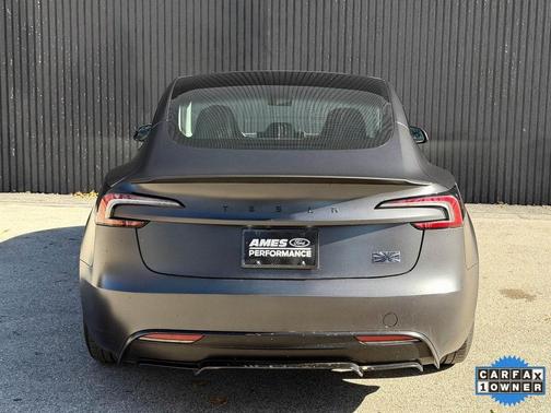 2024 Tesla Model 3 Performance
