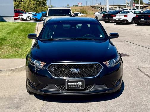 2018 Ford Taurus SHO