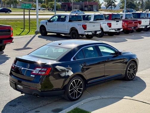 2018 Ford Taurus SHO