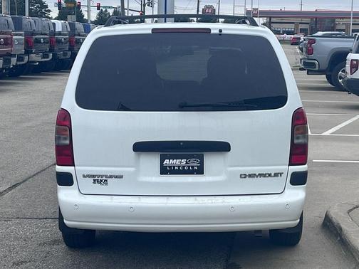 Bright White 2001 Chevrolet Venture Plus