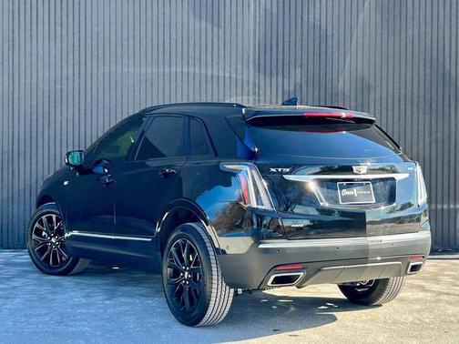 2020 Cadillac XT5 Sport