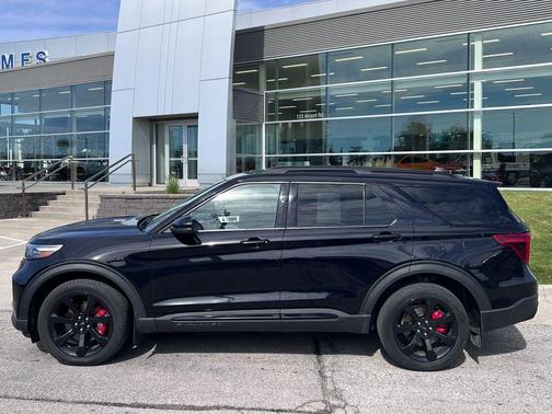 Agate Black Metallic 2022 Ford Explorer ST