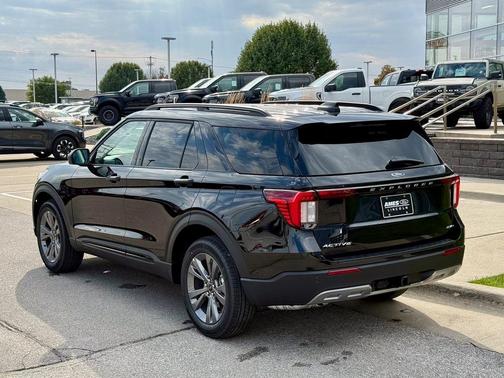 2026 Ford Explorer 