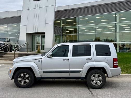 2008 Jeep Liberty Sport