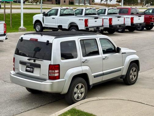 2008 Jeep Liberty Sport