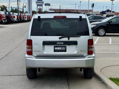 2008 Jeep Liberty Sport