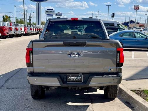 2025 Ford F-150 Lightning XLT