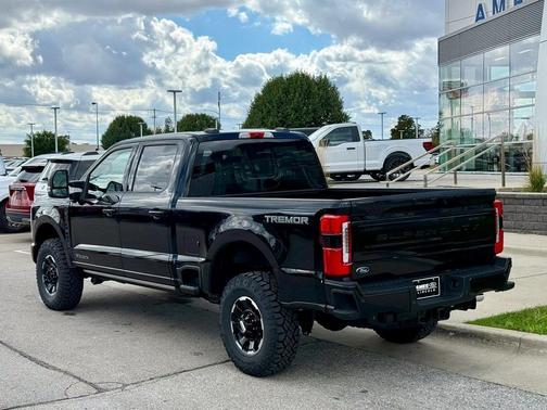 2026 Ford F-250 Platinum