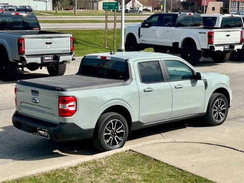 Cactus Green / Gray 2022 Ford Maverick Lariat
