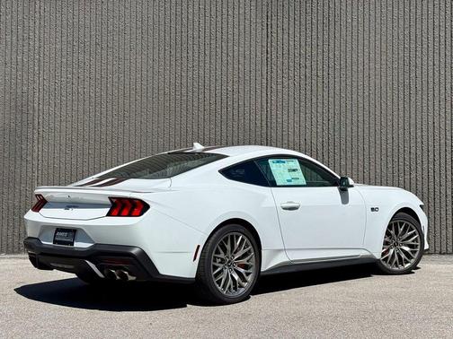 Oxford White 2026 Ford Mustang GT Premium