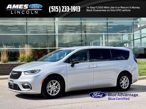 2024 Chrysler Pacifica Touring-L