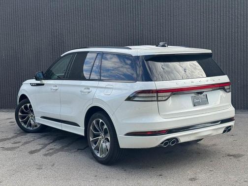2025 Lincoln Aviator Premiere