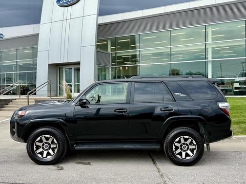 2024 Toyota 4Runner TRD Off Road Premium