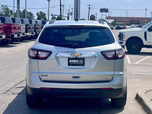 Silver Ice Metallic 2016 Chevrolet Traverse 1LT
