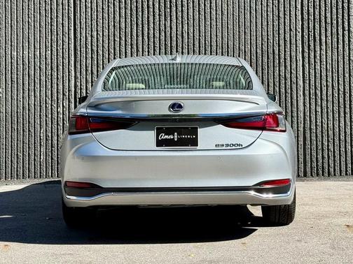2021 Lexus ES 300h 300H