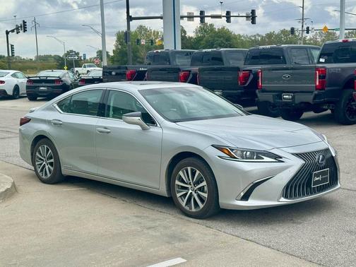 2021 Lexus ES 300h 300H